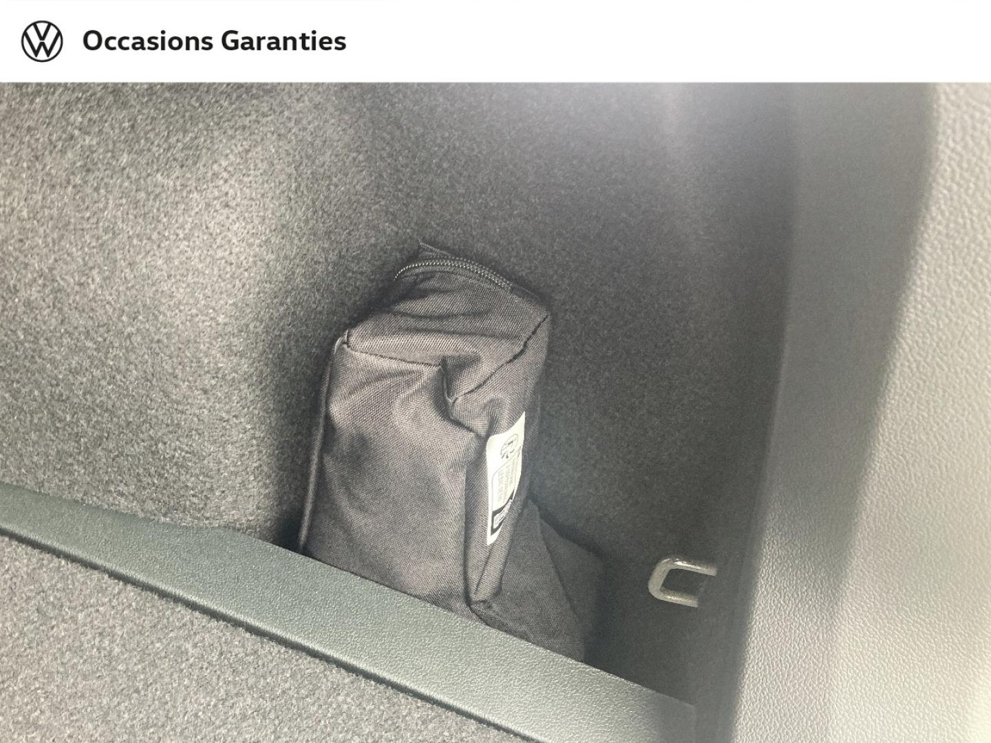 Voitures occasions VOLKSWAGEN T-ROC Style Lens