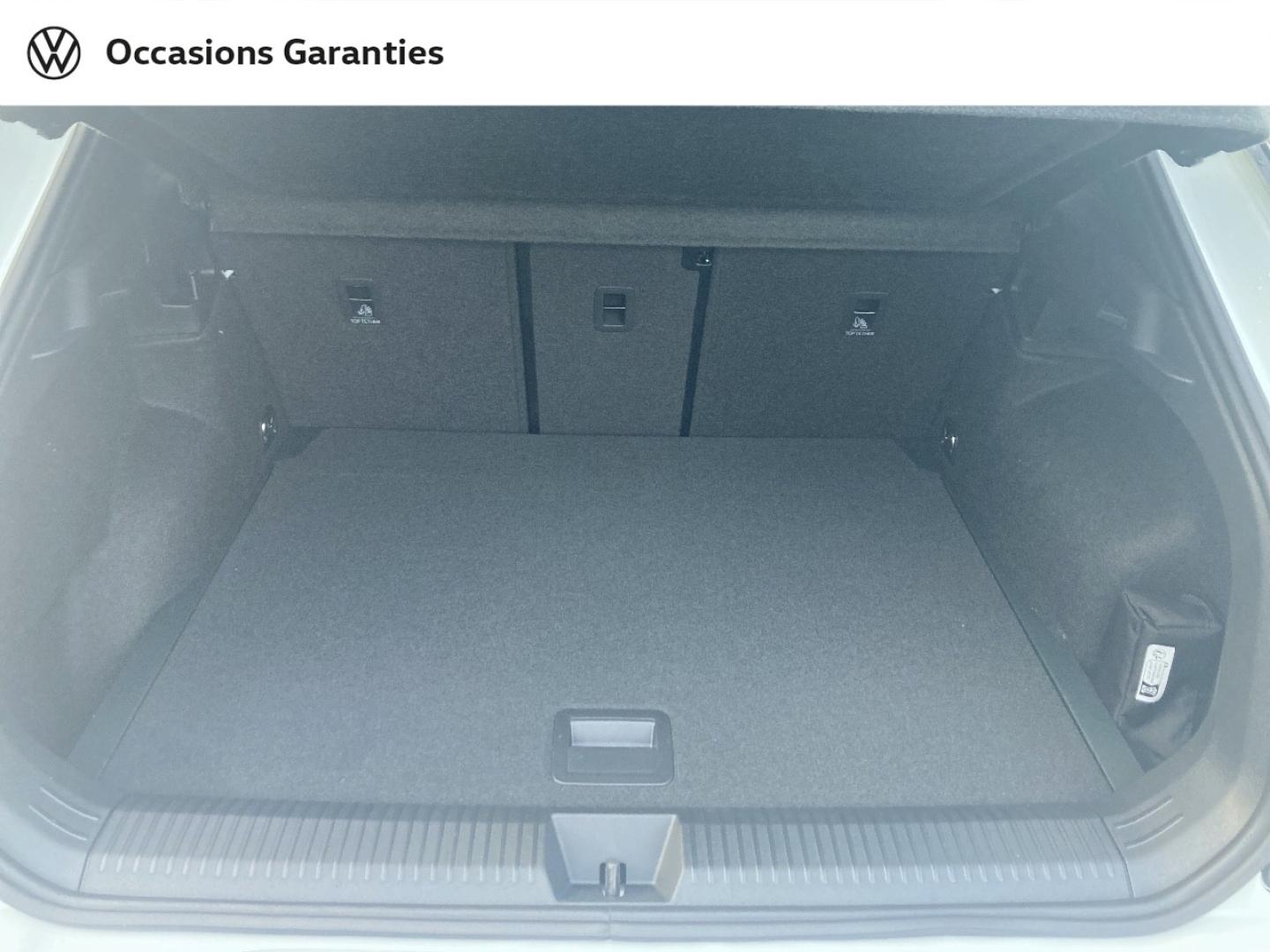 Voitures occasions VOLKSWAGEN T-ROC R-Line Lens