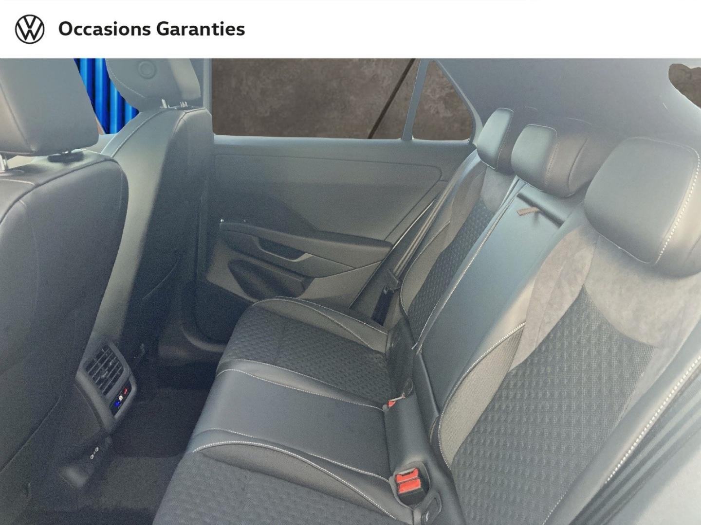Voitures occasions VOLKSWAGEN T-ROC R-Line Lens