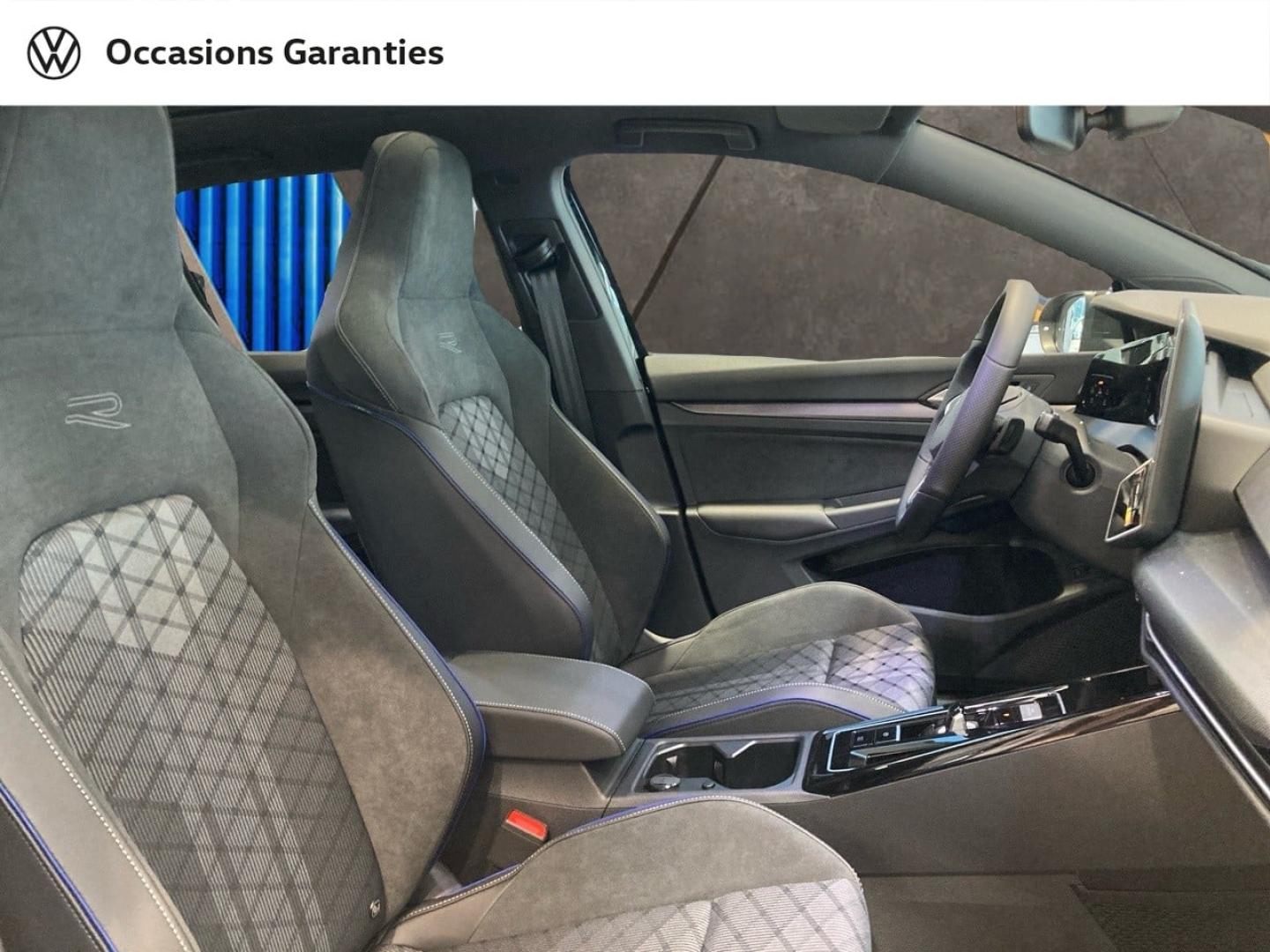 Voitures occasions VOLKSWAGEN Golf SW R-Line Lens