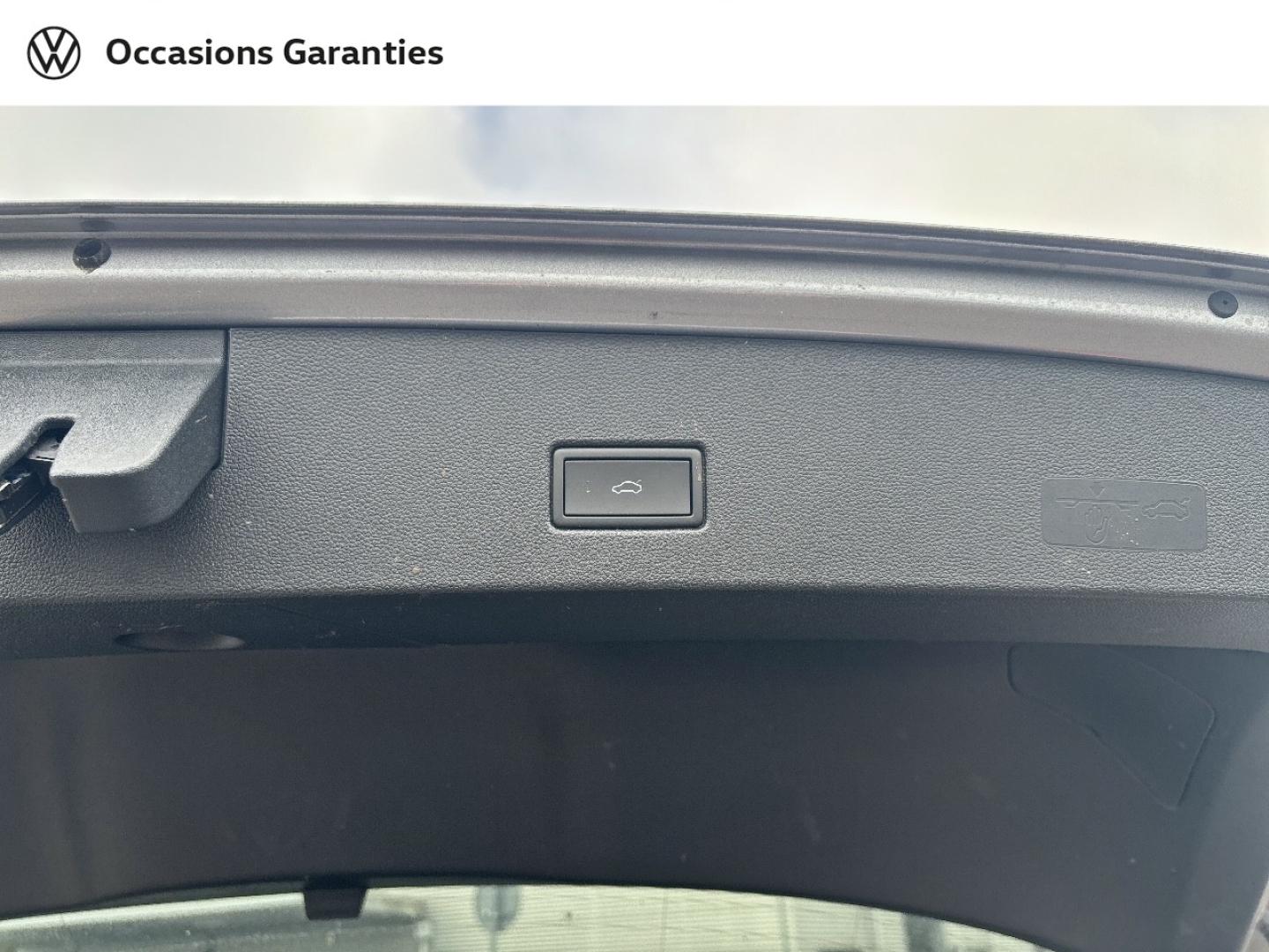 Voitures occasions VOLKSWAGEN T-ROC Style Lens