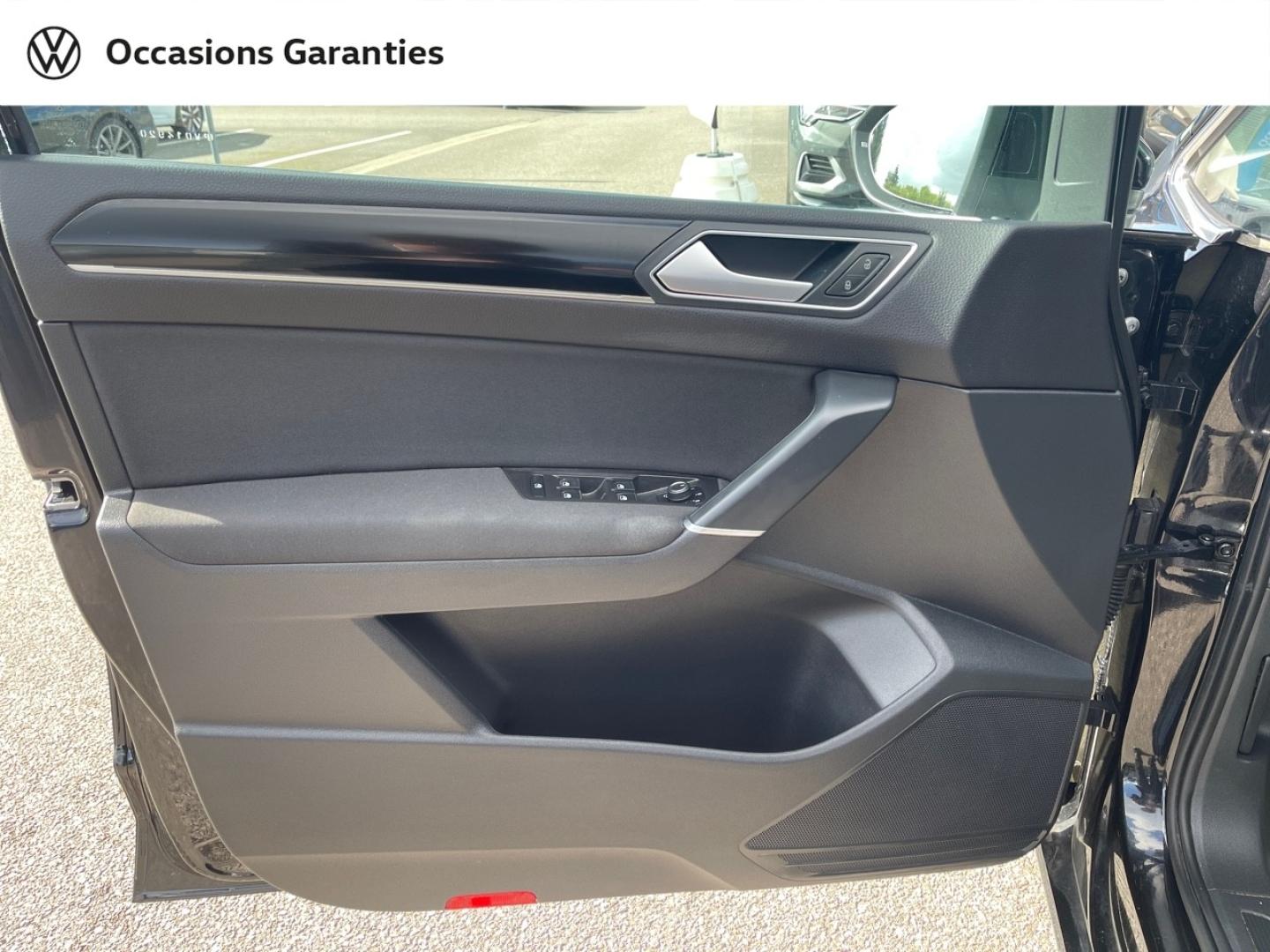 Voitures occasions VOLKSWAGEN TOURAN Style Lens
