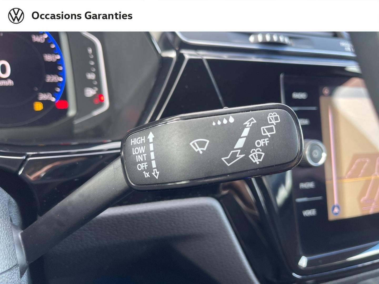 Voitures occasions VOLKSWAGEN TOURAN Style Lens
