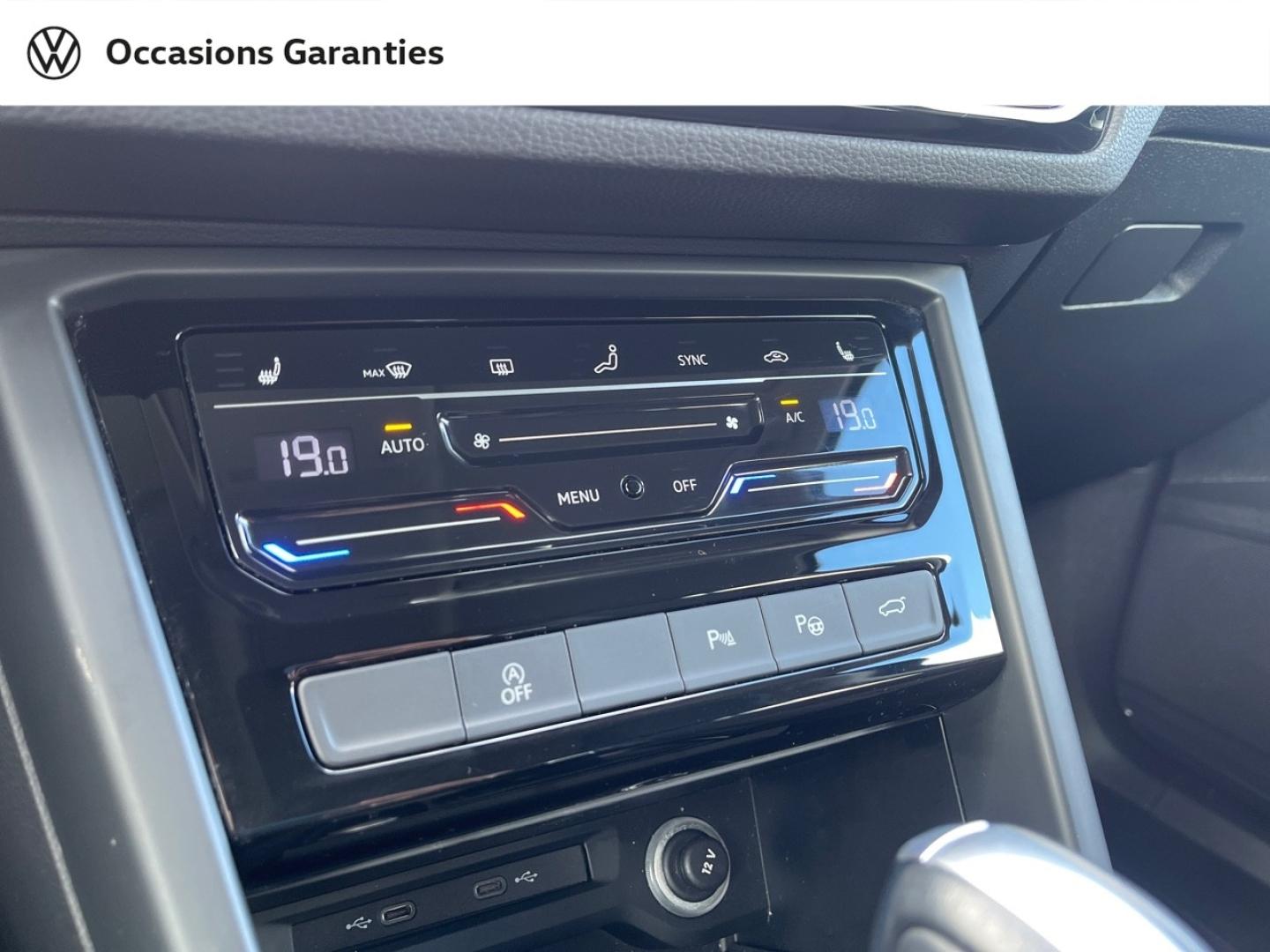 Voitures occasions VOLKSWAGEN TOURAN Style Lens