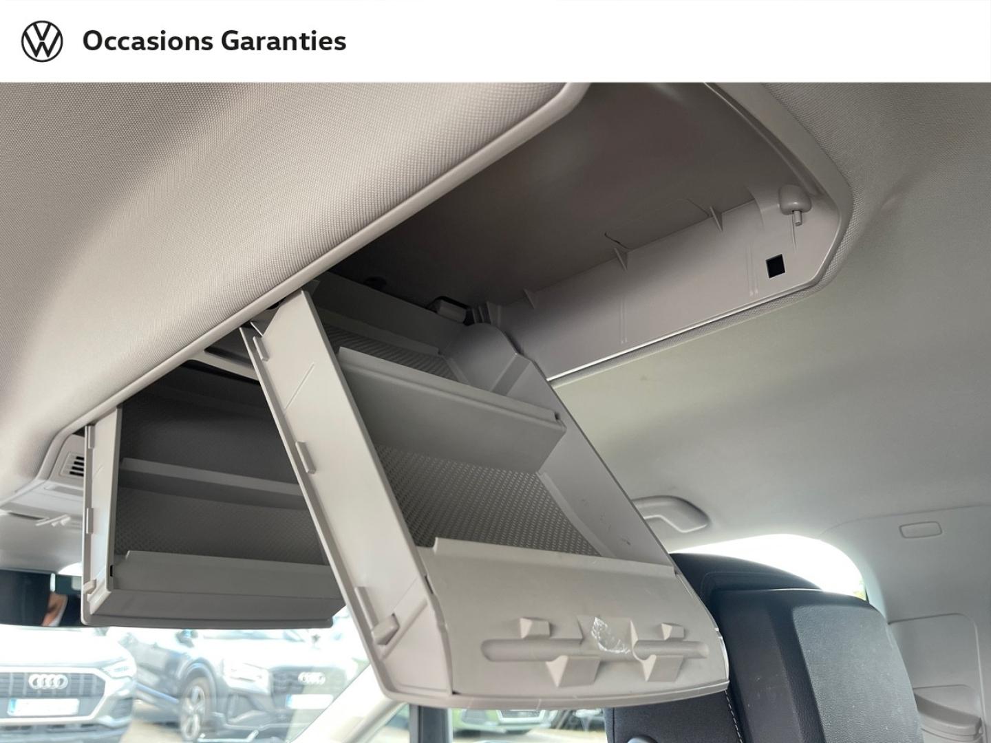 Voitures occasions VOLKSWAGEN TOURAN Style Lens