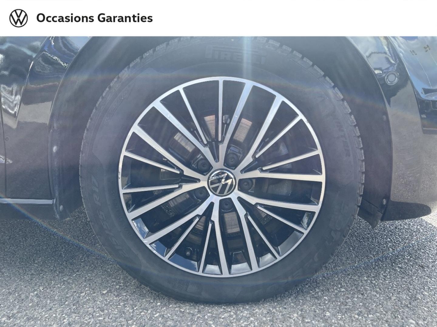 Voitures occasions VOLKSWAGEN TOURAN Style Lens