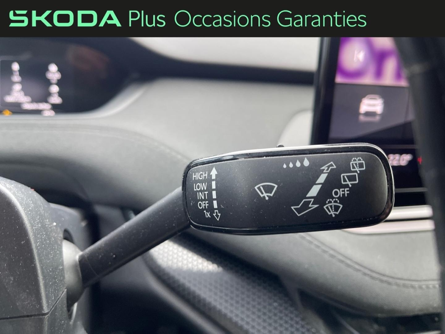 Voitures occasions ŠKODA ENYAQ Base Lens
