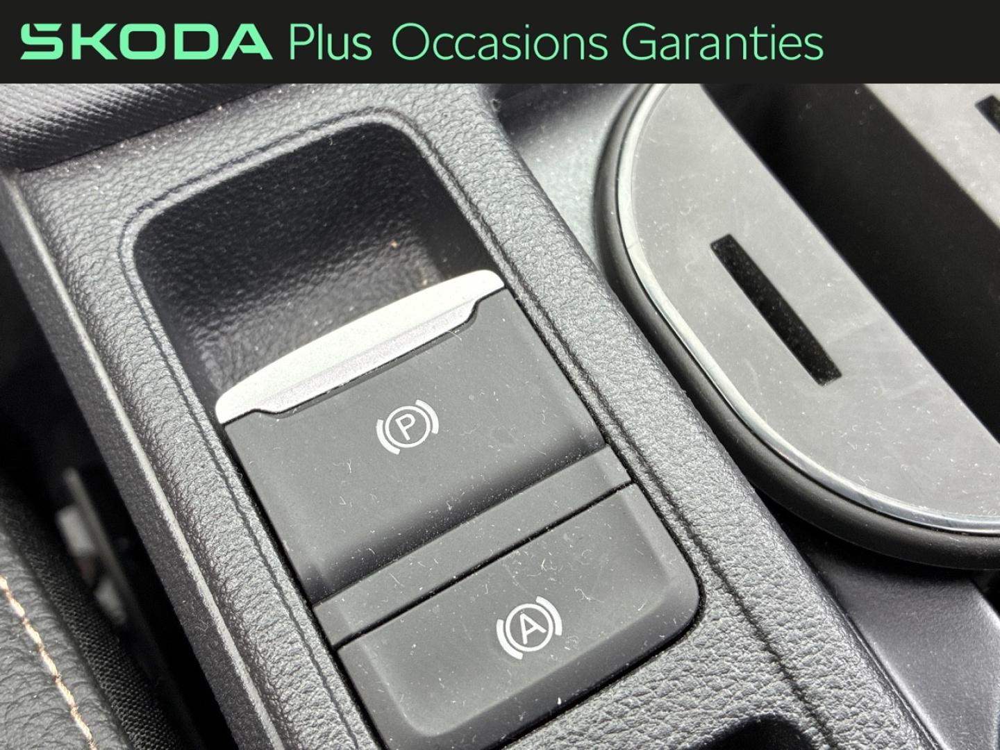 Voitures occasions ŠKODA Octavia Combi Selection Lens