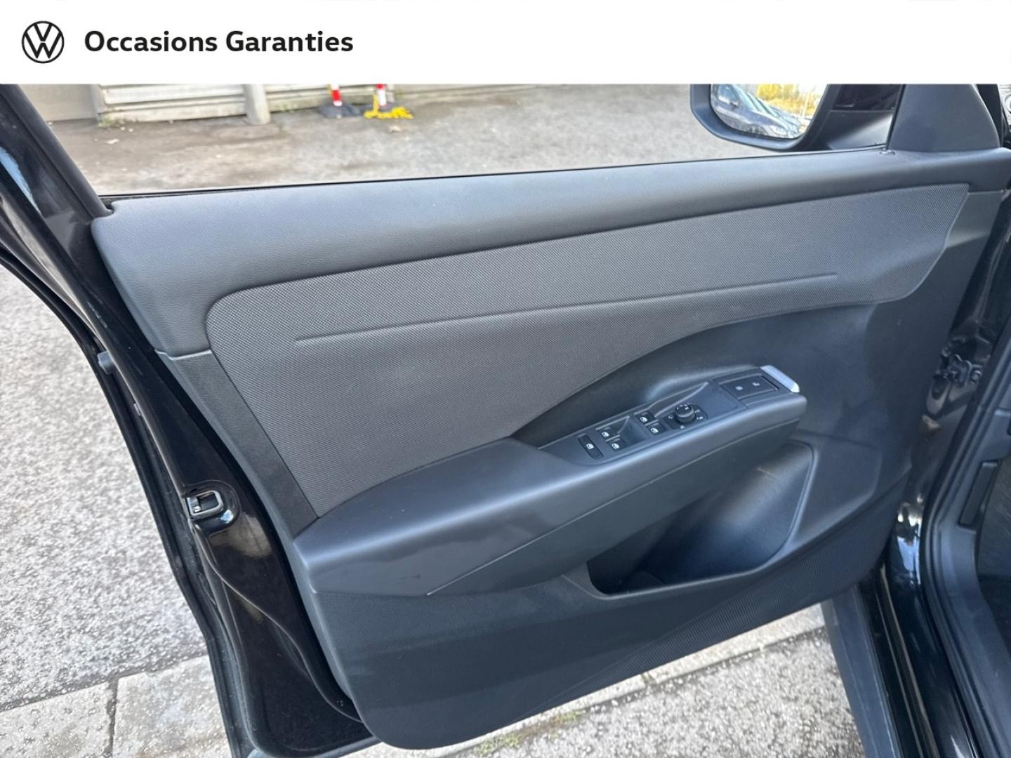 Voitures occasions VOLKSWAGEN T-ROC Life Lens