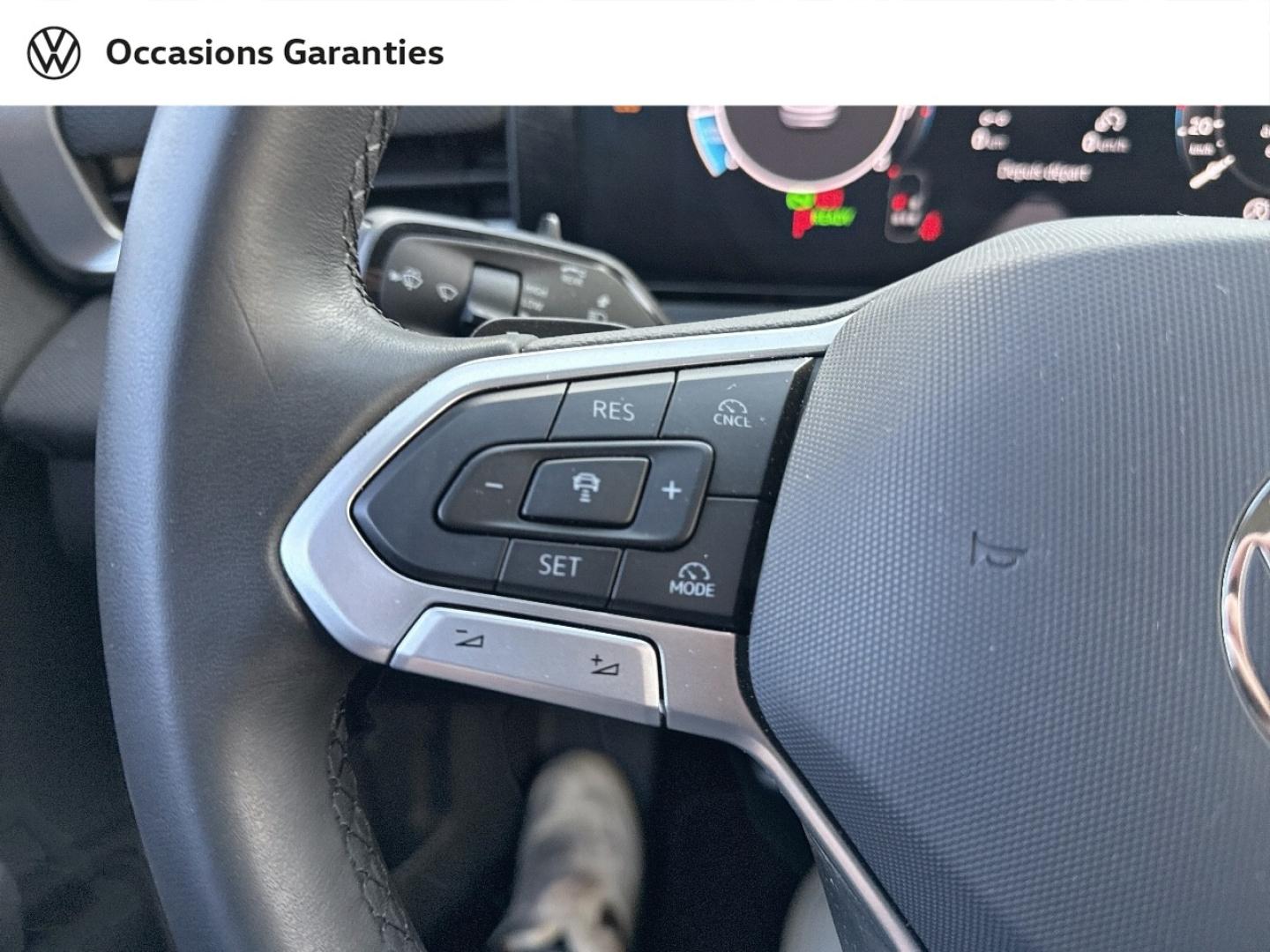 Voitures occasions VOLKSWAGEN T-ROC Life Lens