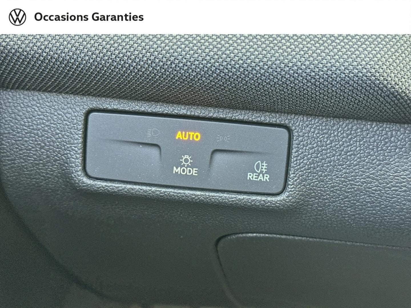Voitures occasions VOLKSWAGEN T-ROC Life Lens