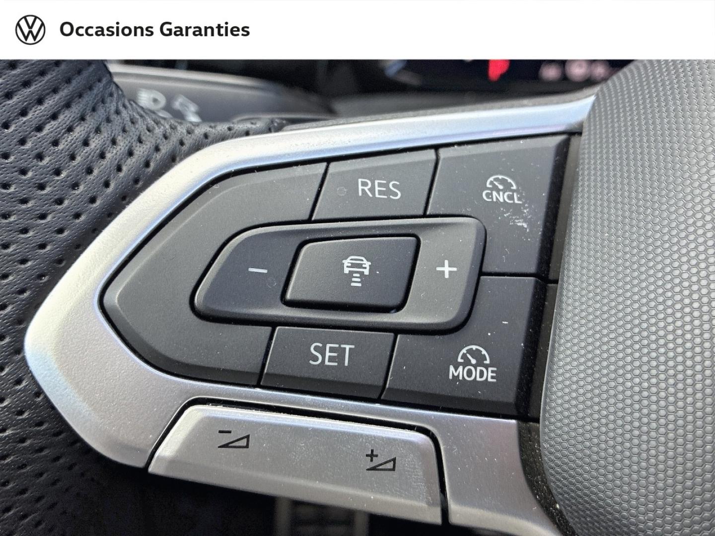 Voitures occasions VOLKSWAGEN GOLF R-Line Dechy