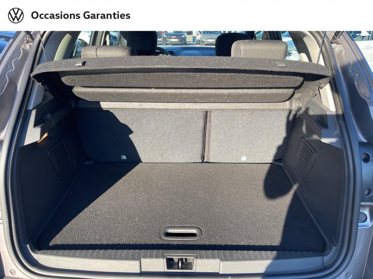 Voitures occasions RENAULT CAPTUR Business Lens