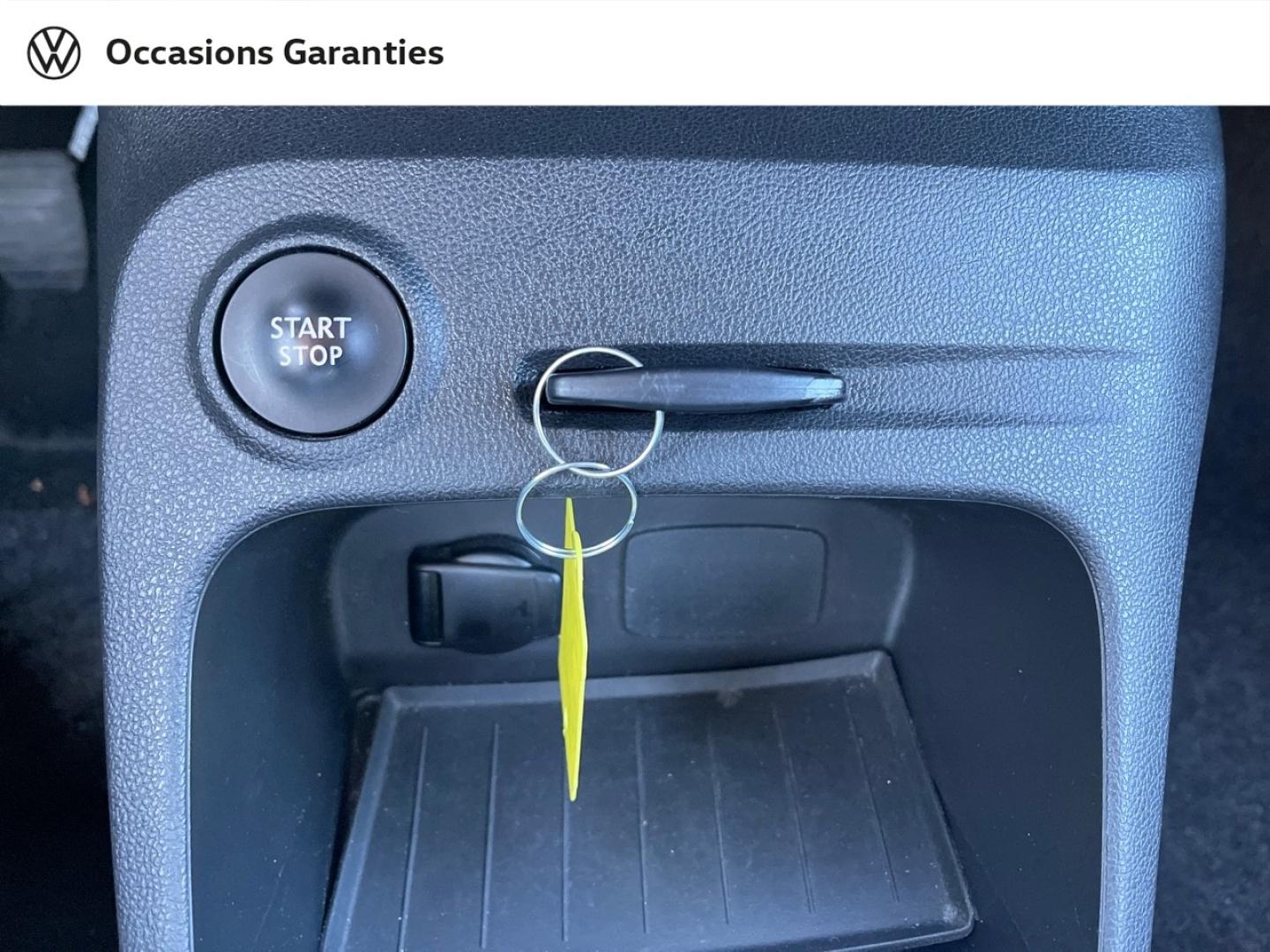 Voitures occasions RENAULT CAPTUR Business Lens