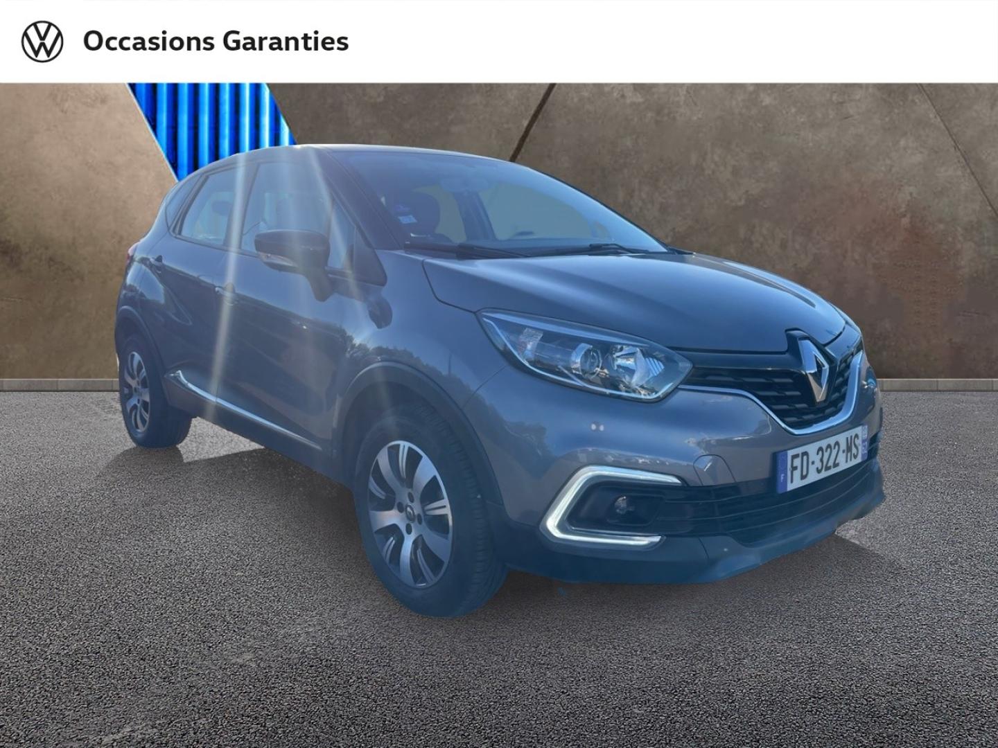 Voitures occasions RENAULT CAPTUR Business Lens