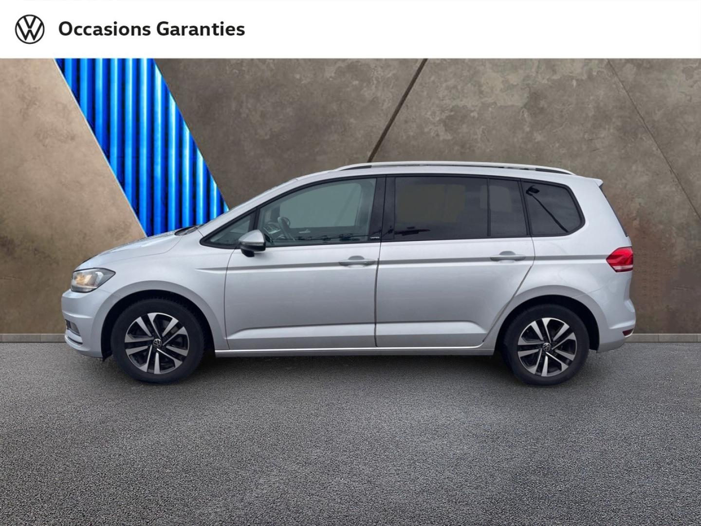 Voitures occasions VOLKSWAGEN TOURAN United Lens