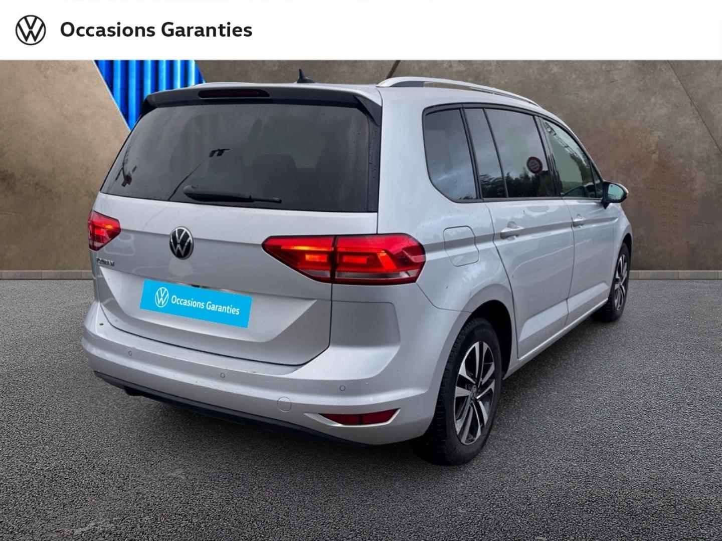 Voitures occasions VOLKSWAGEN TOURAN United Lens