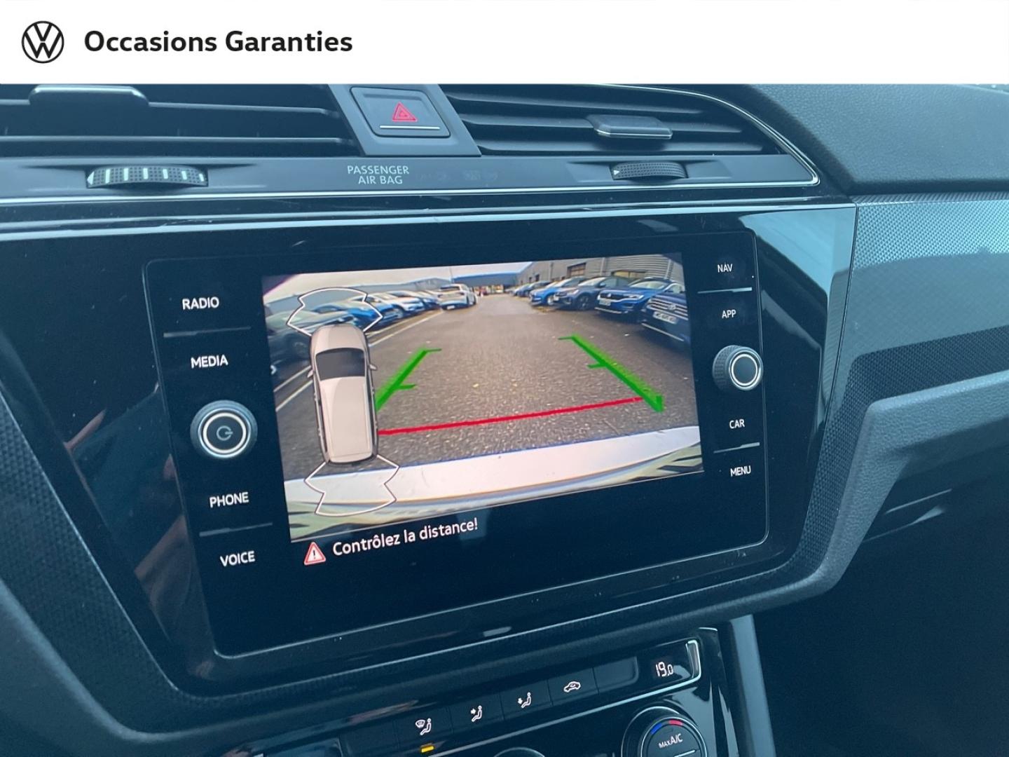 Voitures occasions VOLKSWAGEN TOURAN United Lens