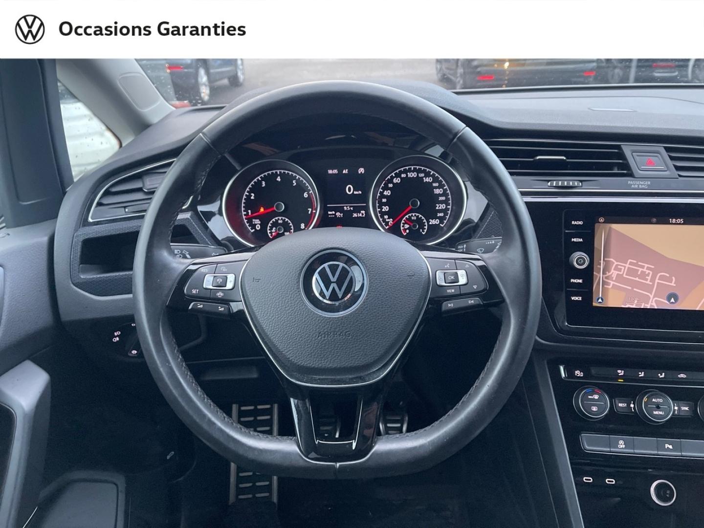 Voitures occasions VOLKSWAGEN TOURAN United Lens