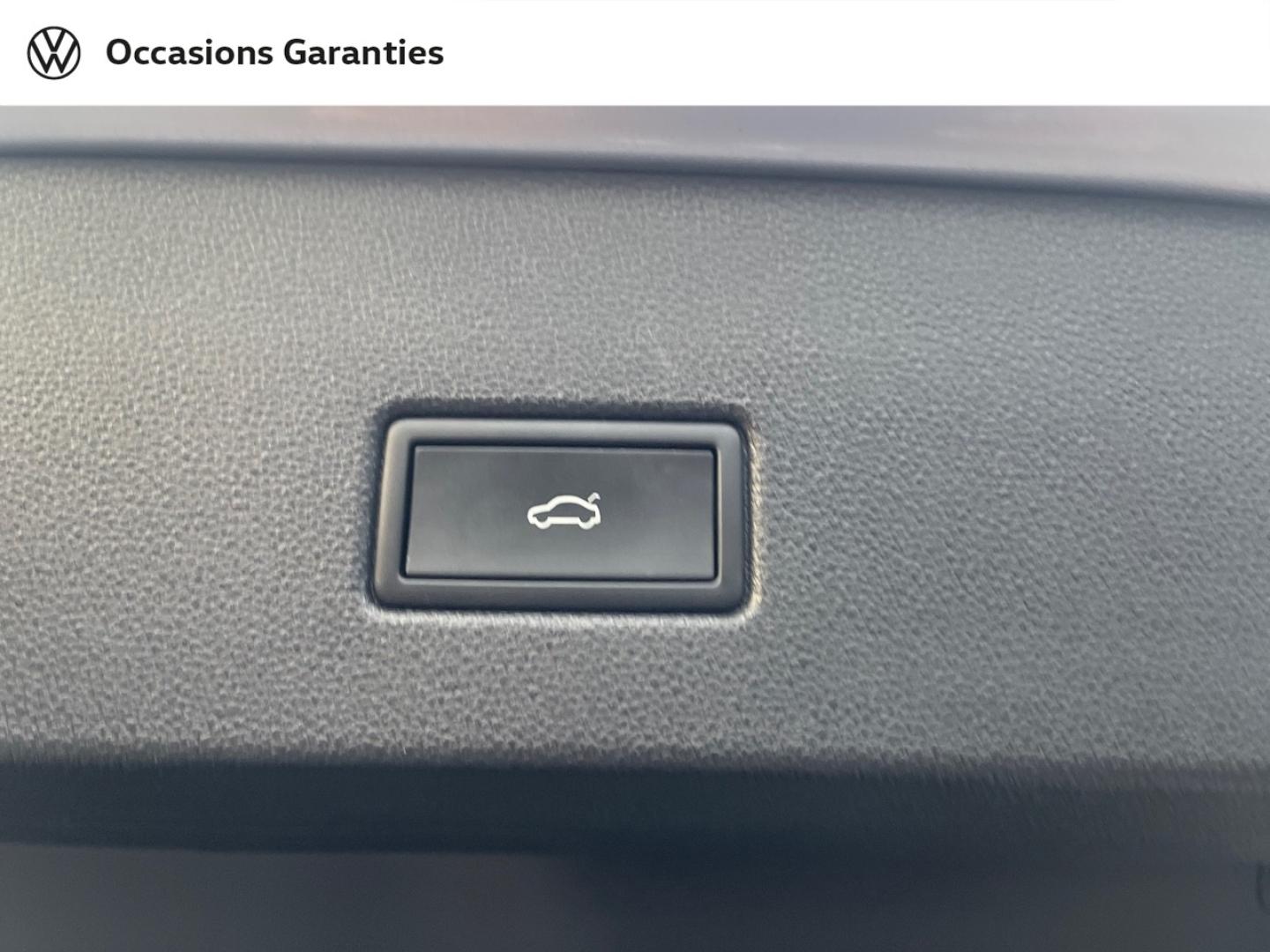 Voitures occasions VOLKSWAGEN T-ROC Style Lens