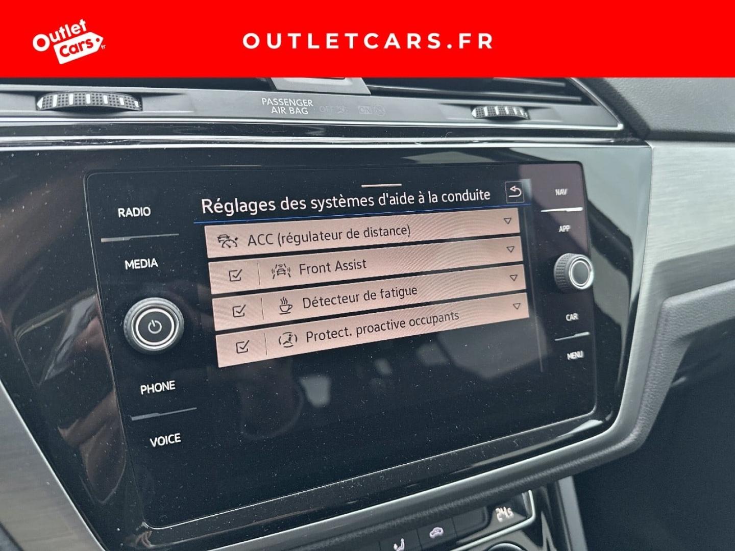 Voitures occasions VOLKSWAGEN TOURAN Lounge Business Béthune