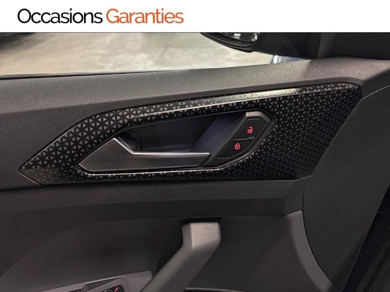 Voitures occasions VOLKSWAGEN T-CROSS Carat Clermont-Ferrand