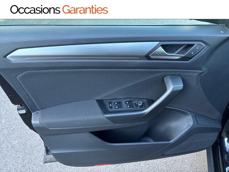 Voitures occasions VOLKSWAGEN T-ROC Active Clermont-Ferrand