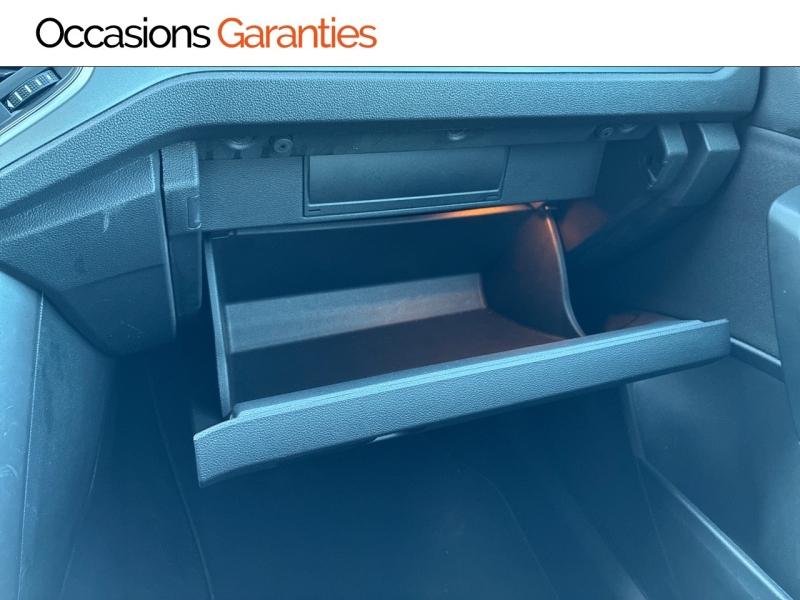 Voitures occasions VOLKSWAGEN T-ROC Active Clermont-Ferrand