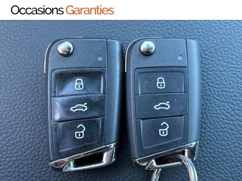 Voitures occasions VOLKSWAGEN T-ROC Active Clermont-Ferrand