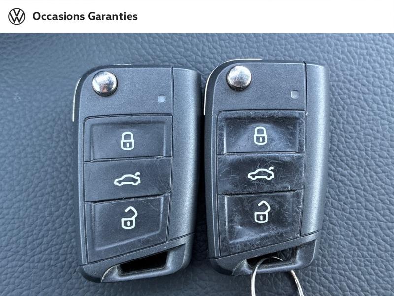 Voitures occasions VOLKSWAGEN TAIGO R-Line Clermont-Ferrand