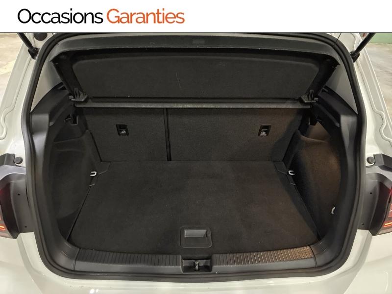 Voitures occasions VOLKSWAGEN T-CROSS R-Line Clermont-Ferrand