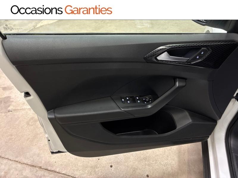 Voitures occasions VOLKSWAGEN T-CROSS R-Line Clermont-Ferrand