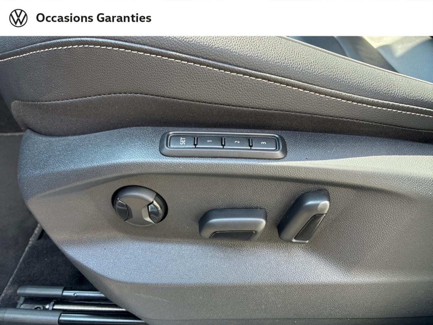 Voitures occasions VOLKSWAGEN TIGUAN R-Line Exclusive Clermont-Ferrand
