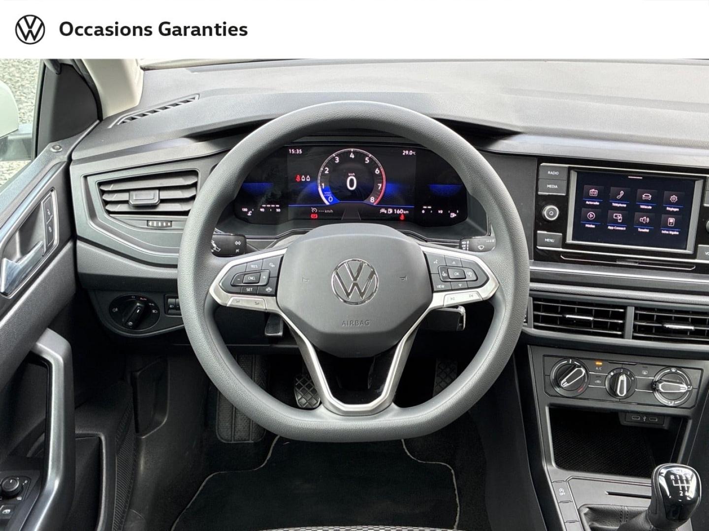 Voitures occasions VOLKSWAGEN POLO Base Clermont-Ferrand