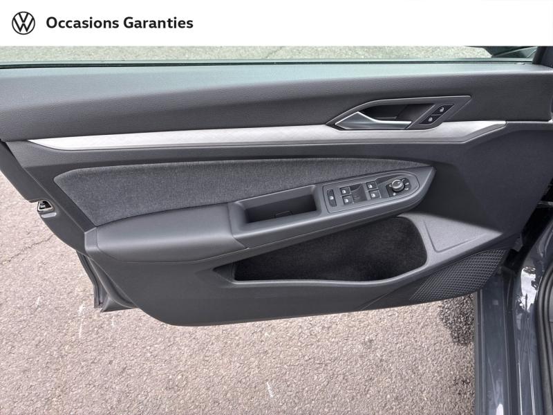 Voitures occasions VOLKSWAGEN GOLF Life Plus Clermont-Ferrand