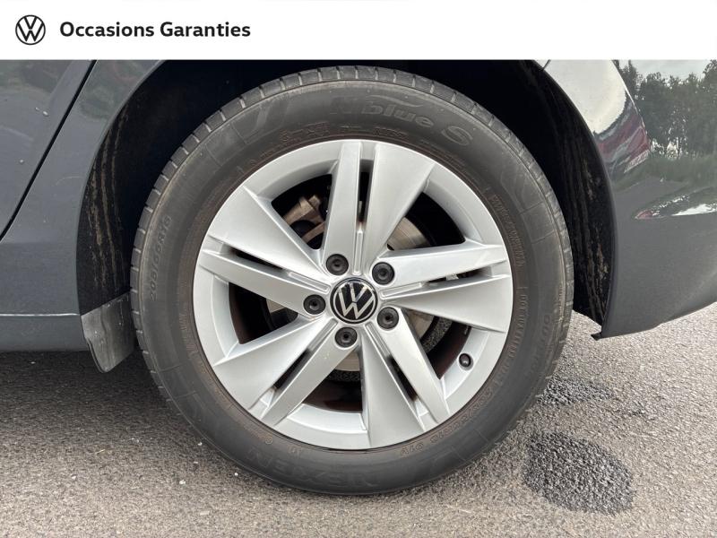 Voitures occasions VOLKSWAGEN GOLF Life Plus Clermont-Ferrand