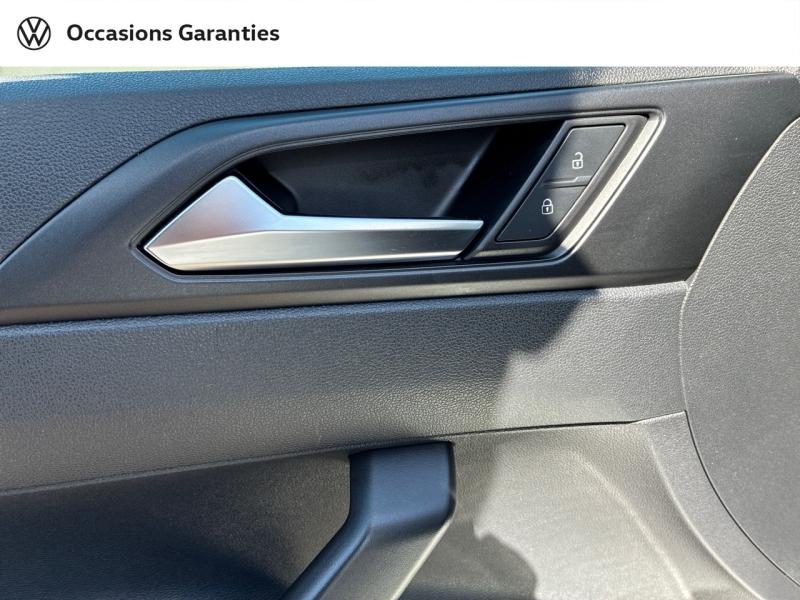 Voitures occasions VOLKSWAGEN POLO Base Clermont-Ferrand