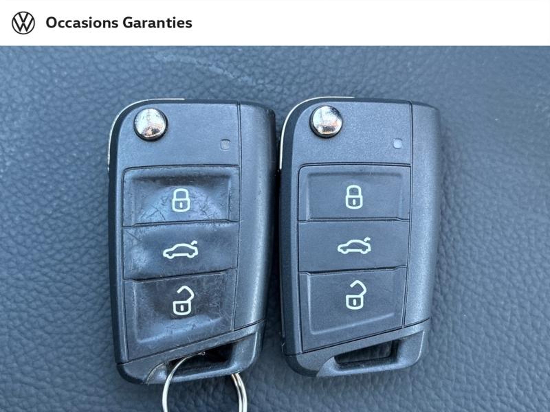 Voitures occasions VOLKSWAGEN POLO Base Clermont-Ferrand