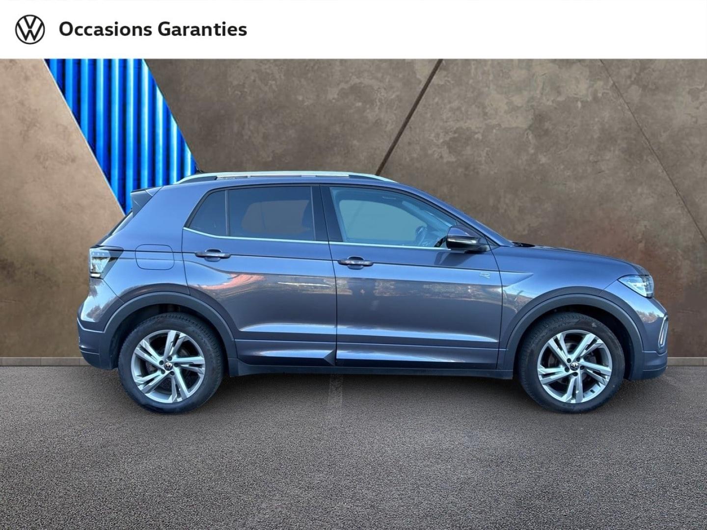 Voitures occasions VOLKSWAGEN T-CROSS R-Line Clermont-Ferrand