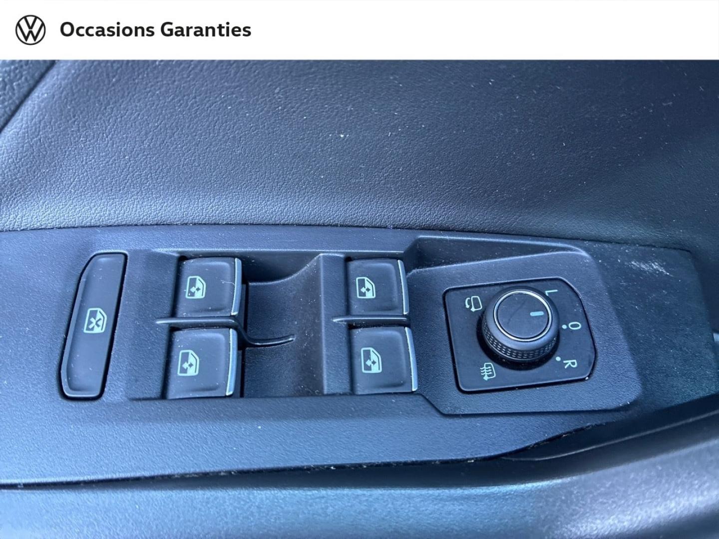 Voitures occasions VOLKSWAGEN T-CROSS R-Line Clermont-Ferrand