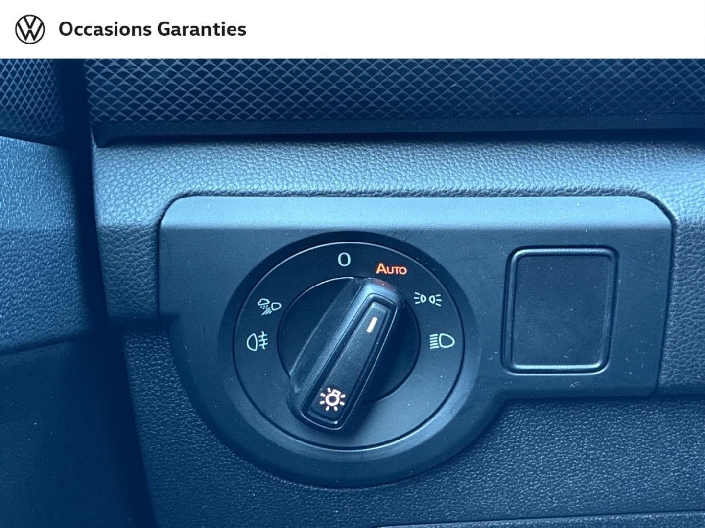 Voitures occasions VOLKSWAGEN T-CROSS R-Line Clermont-Ferrand
