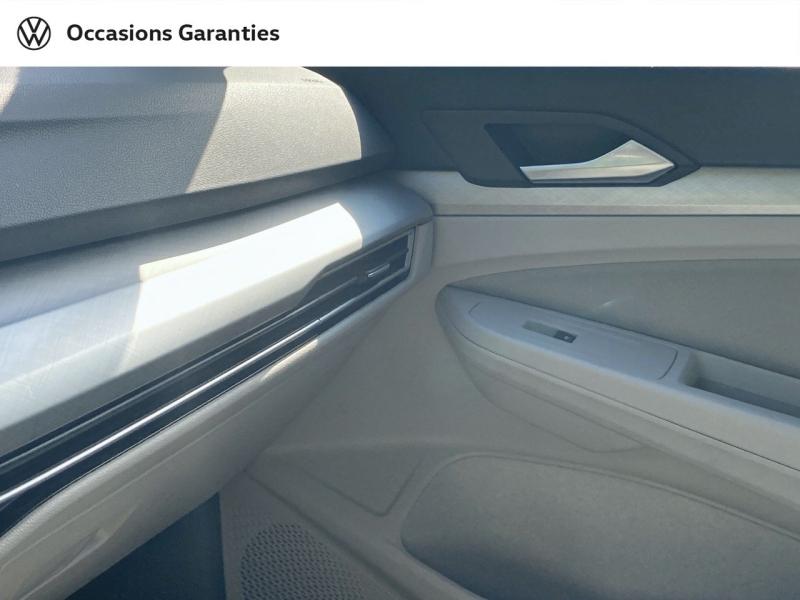 Voitures occasions VOLKSWAGEN Golf SW Life Business Clermont-Ferrand