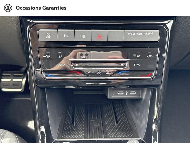 Voitures occasions VOLKSWAGEN T-CROSS R-Line Edition Clermont-Ferrand