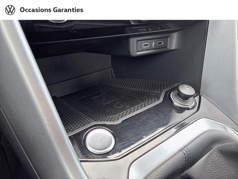 Voitures occasions VOLKSWAGEN T-Roc Cabriolet Style Clermont-Ferrand
