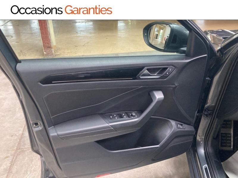 Voitures occasions VOLKSWAGEN T-ROC R-Line Clermont-Ferrand