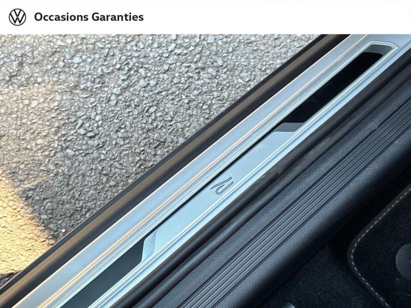 Voitures occasions VOLKSWAGEN T-CROSS R-Line Clermont-Ferrand