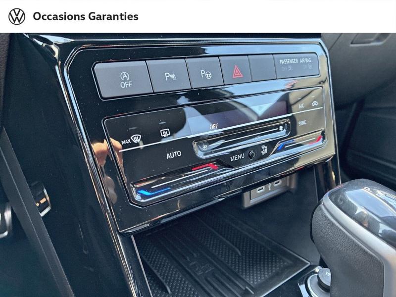 Voitures occasions VOLKSWAGEN T-CROSS R-Line Clermont-Ferrand