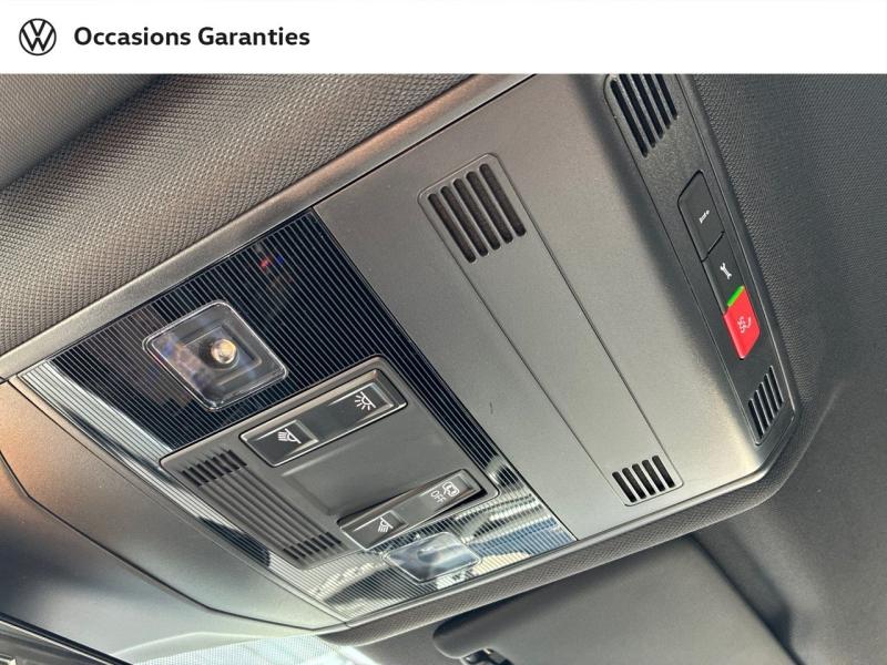 Voitures occasions VOLKSWAGEN T-CROSS R-Line Clermont-Ferrand