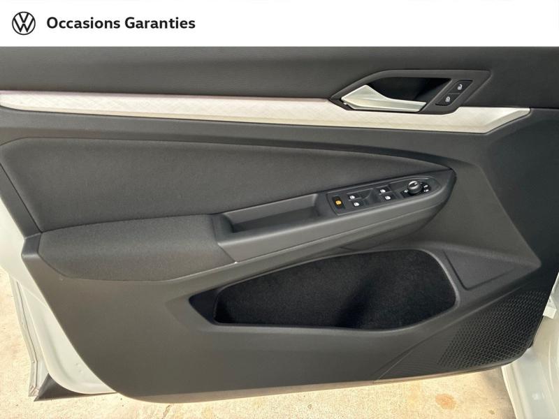 Voitures occasions VOLKSWAGEN GOLF Life Business Clermont-Ferrand