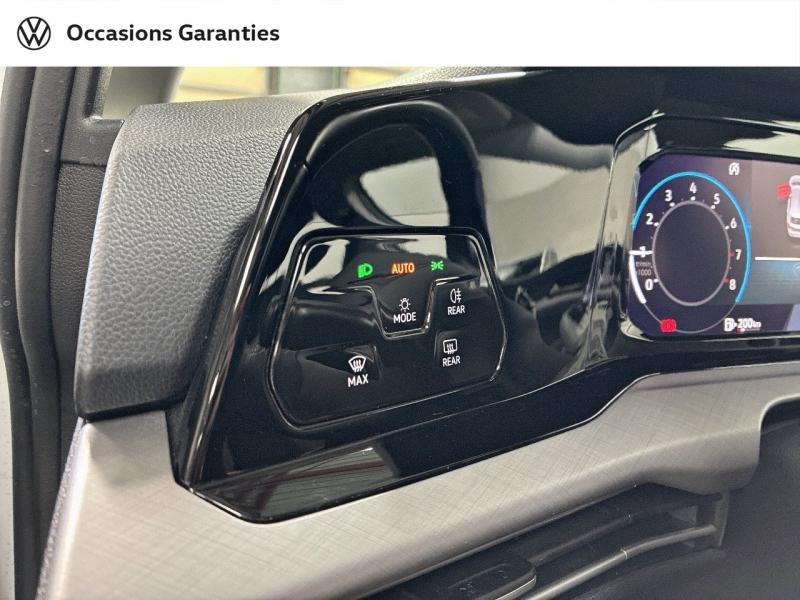 Voitures occasions VOLKSWAGEN GOLF Life Business Clermont-Ferrand